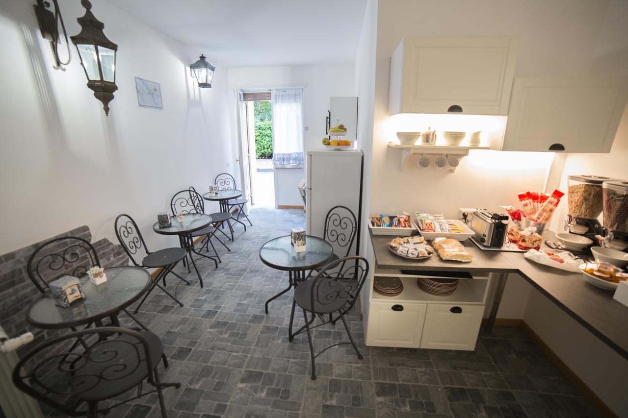 B&B La Piazzetta Delle Regine Рим Экстерьер фото